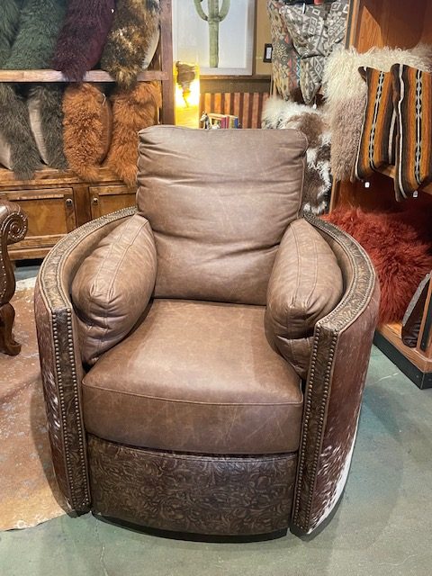 big-bronco-furniture-1
